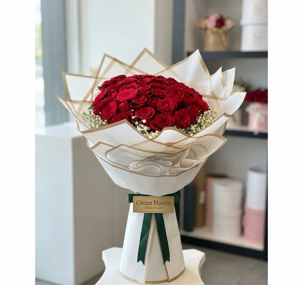 The Laureate Luxe