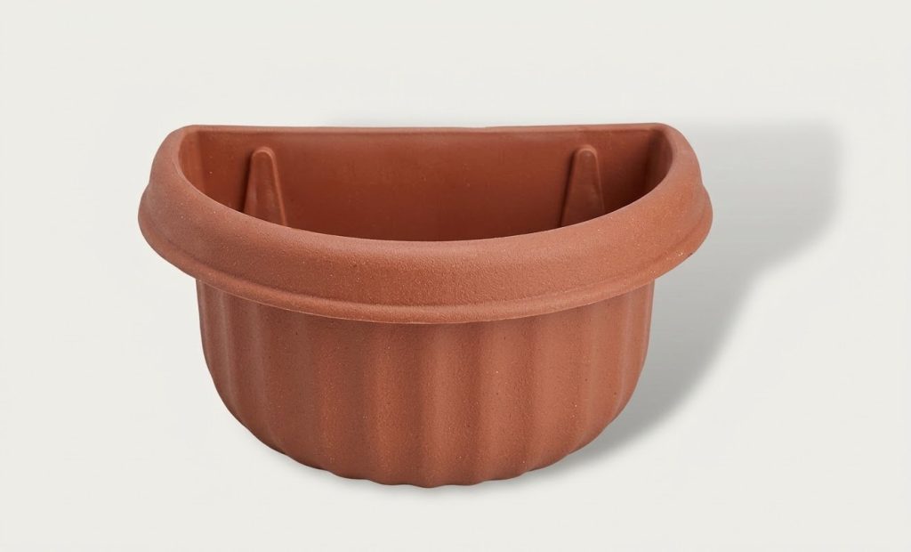 Plastic Pot Half Circle
