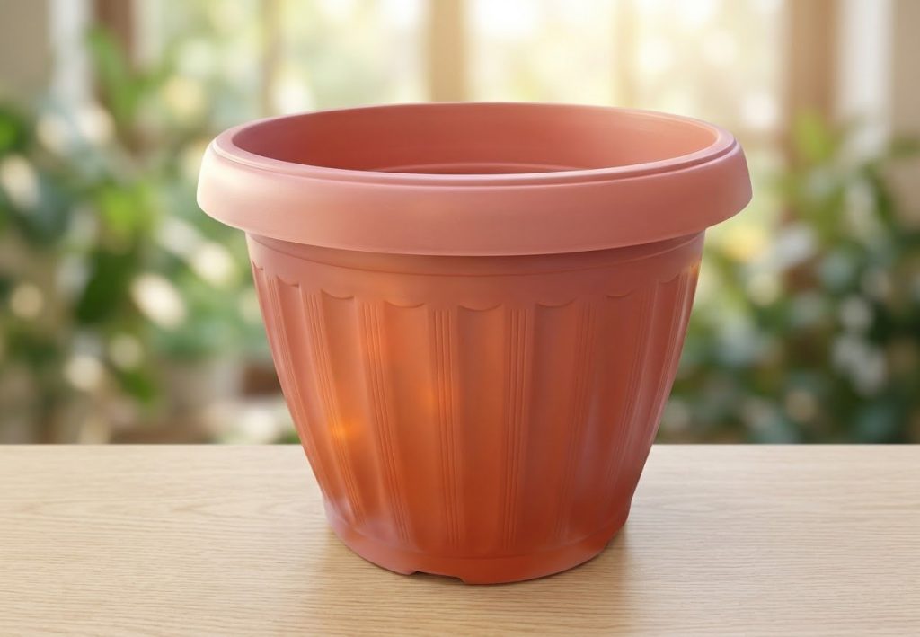 Plastic Pot Bucket Shaped Small P 14