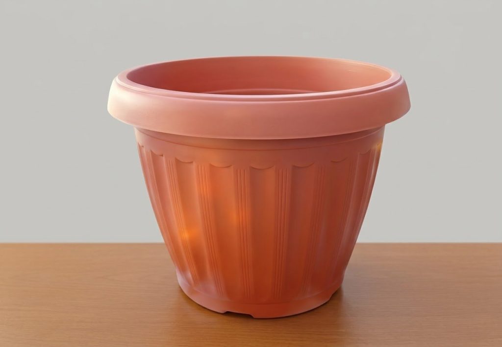 Plastic Pot Bucket Shaped Small P 14